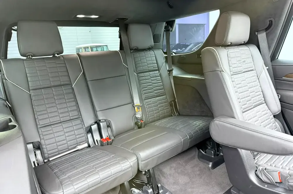 2024 Cadillac Escalade Sport, 5 Years Cadillac Warranty + Service Pack, Very Low Km, GCC - Image 19