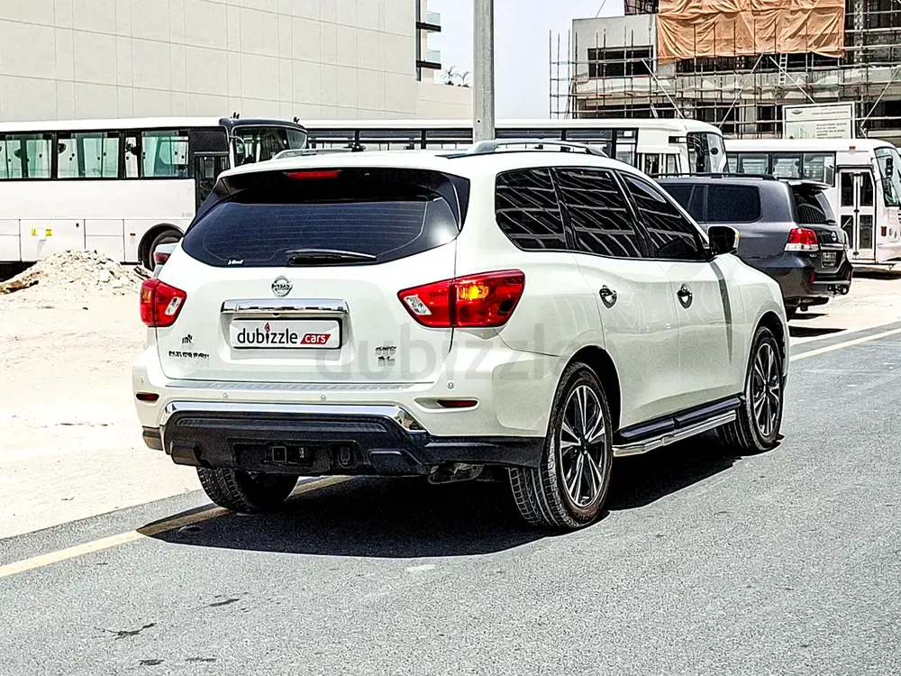 AED 871/month | 2018 Nissan Pathfinder  | GCC Specs | Ref#461841 - Image 6