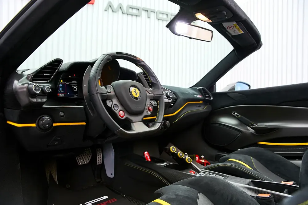 FERRARI 488 PISTA SPIDER,  2021, FULL OPTIONS, IMMACULATE CONDITION - Image 10