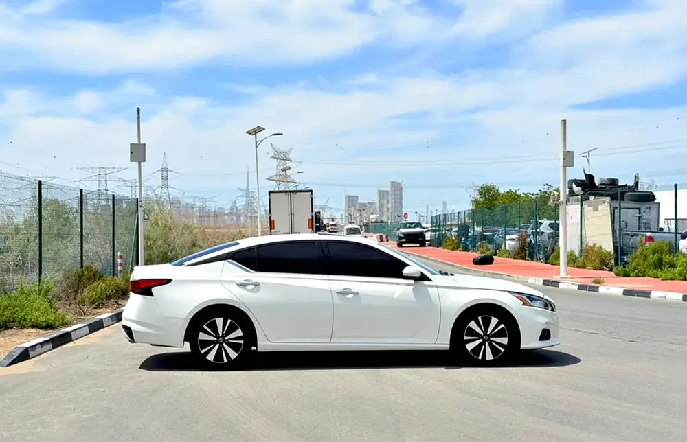 Nissan Altima SV 2021, GCC Specs - Excellent Condition! - Image 4