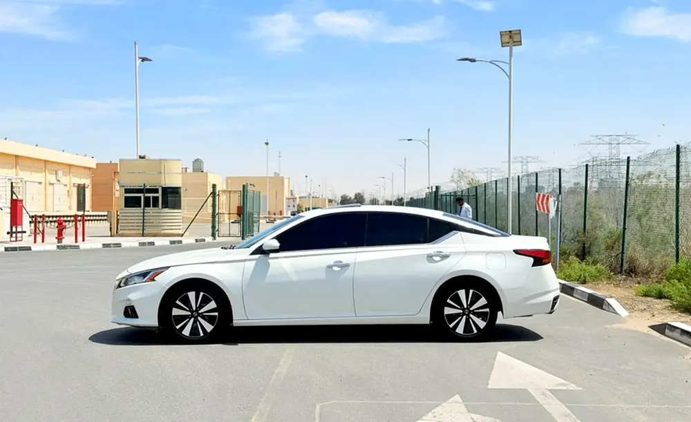 Nissan Altima SV 2021, GCC Specs - Excellent Condition! - Image 5