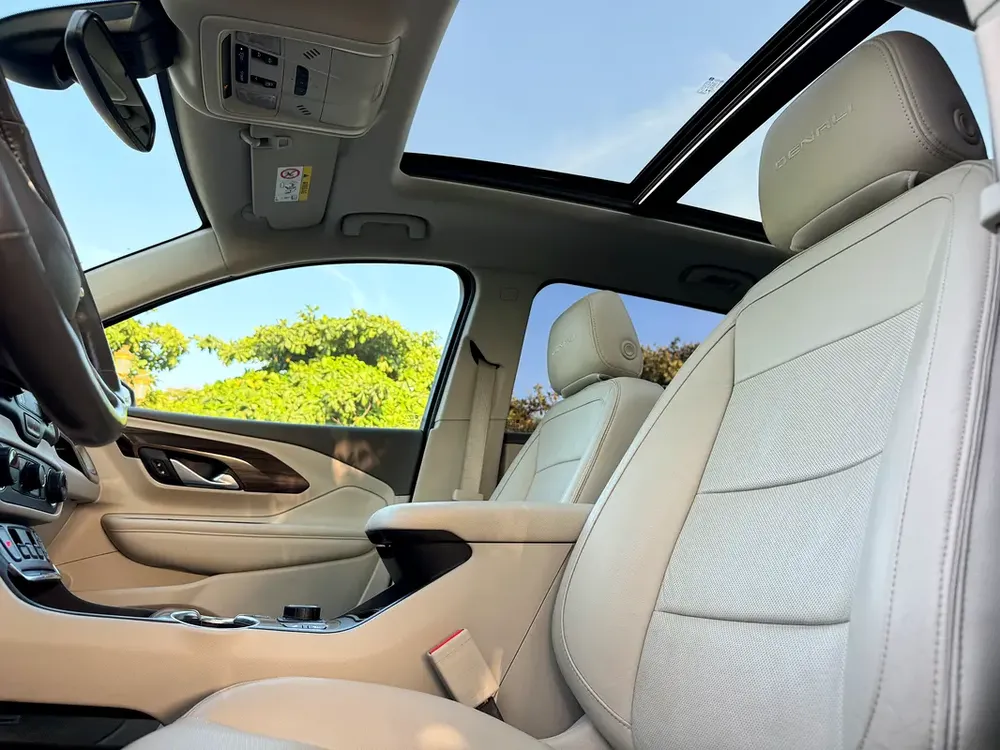 GMC Terrain Denali 2020 GCC Specs - Excellent Condition! - Image 11