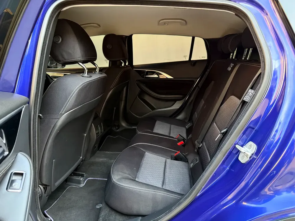 GULF SPECS 2018 INFINITI Q30 1.6LITRE 4-CYLINDER TURBO-CHARGED - Image 10
