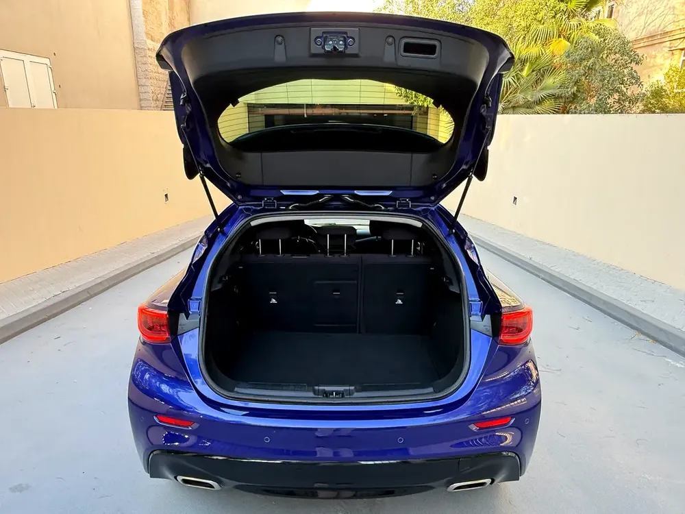 GULF SPECS 2018 INFINITI Q30 1.6LITRE 4-CYLINDER TURBO-CHARGED - Image 7