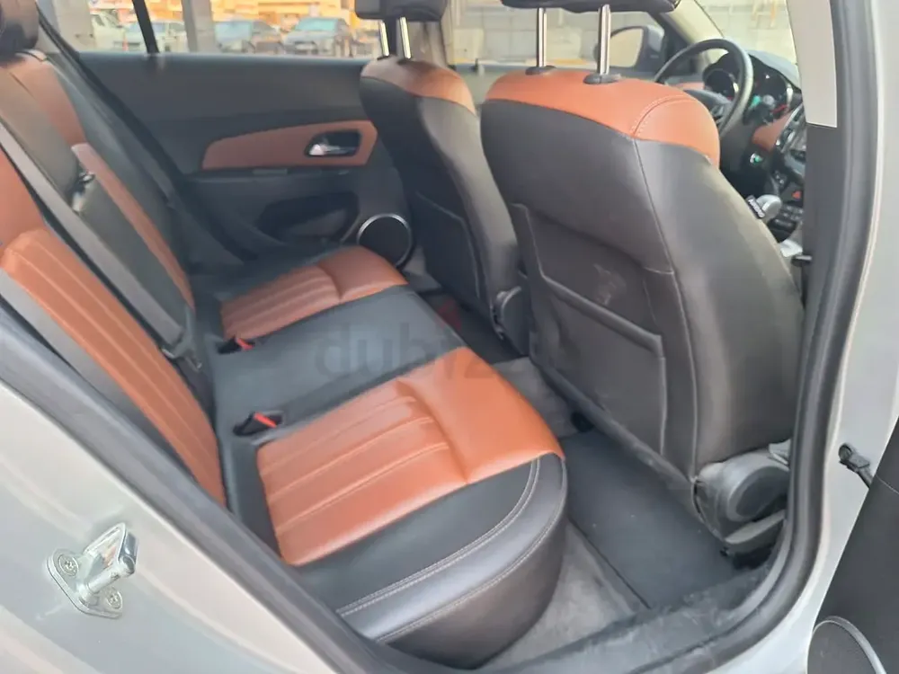 Chevrolet Cruze LT Premium (ORIGINAL PAINT) - Image 8