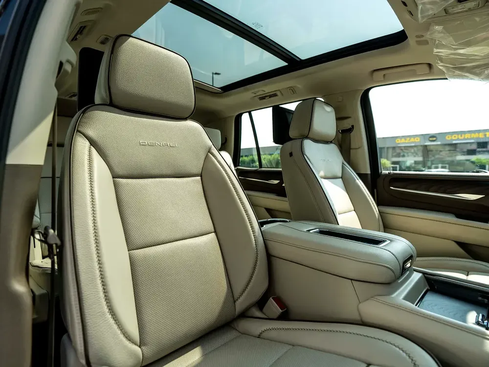 0% DOWN PAYMENT! | MARKET CORRECTED PRICE | GMC YUKON DENALI | WARRANTY + SERVICE - Image 11