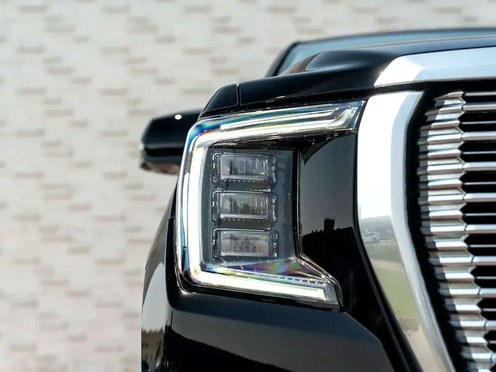 0% DOWN PAYMENT! | MARKET CORRECTED PRICE | GMC YUKON DENALI | WARRANTY + SERVICE - Image 5