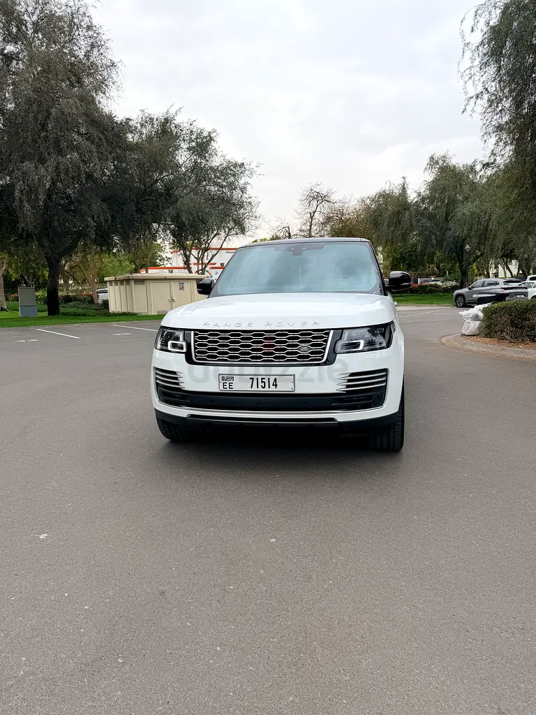 Pristine Land Rover Range Rover Autobiography 2019 | GCC Specs - Image 13