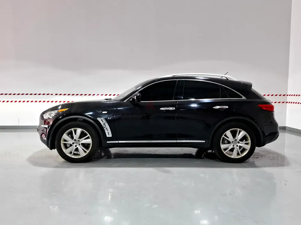 AED 684/month | 2019 Infiniti QX70  | GCC Specs | Ref#471590 - Image 5
