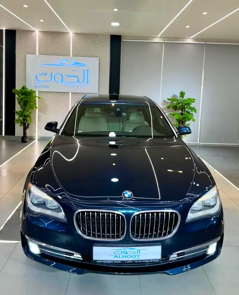 ELITE BMW 730Li V6 || AWESOME COLOR || GCC II POWERFUL ENGINE II TOP RANGE || REAR SCREENS - Image 5