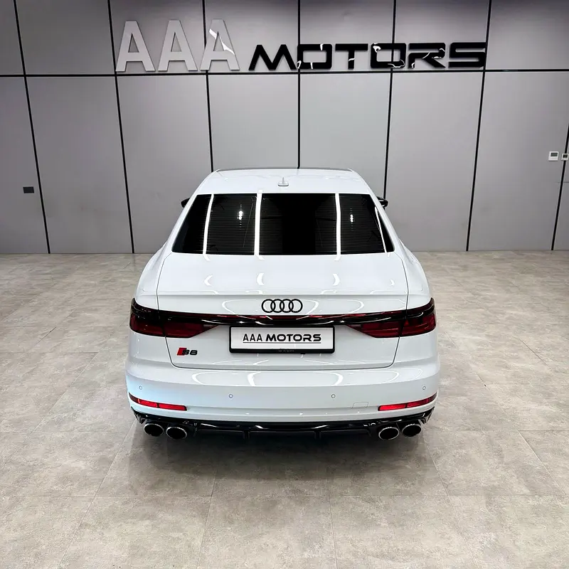 S8 2022 GCC - FIRST OWNER - WARRANTY TILL 2028 - FSH - Image 8