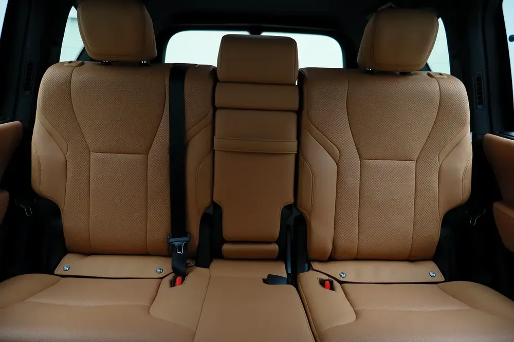 **Ramadan offer** LEXUS 2024 LX SUV P 3.5L T AT Signature - Image 16