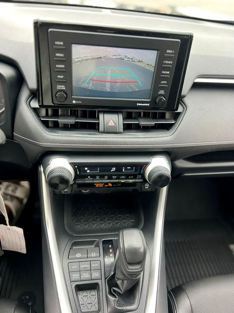 2020 Toyota Rav4 Midoption 2.5L V4 - AWD 4x4 - Rear Camera  - Leather Seat - Image 18