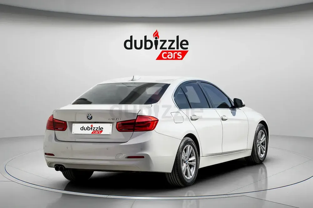 AED 925/month | 2017 BMW 3-Series 320i | GCC Specs | Ref#401773 - Image 6