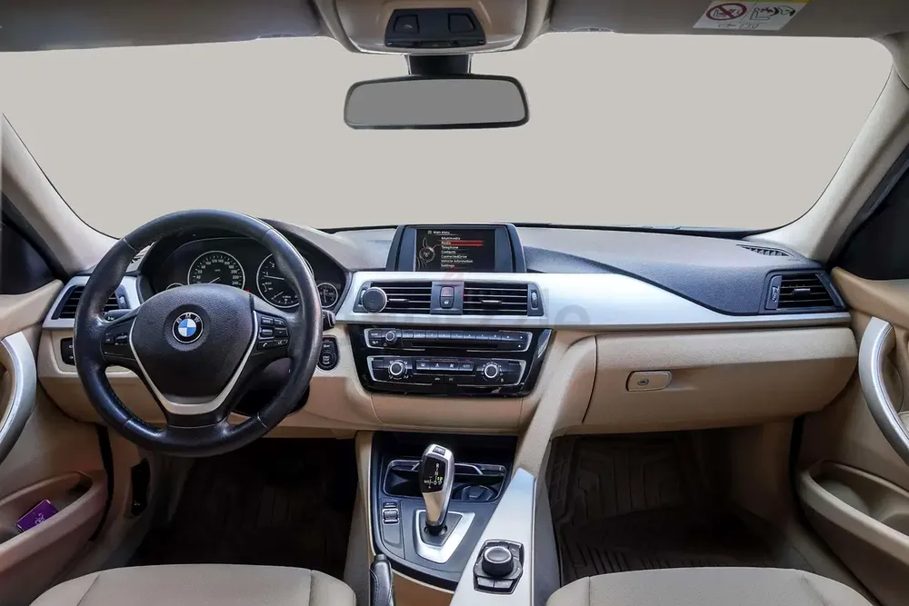 AED 925/month | 2017 BMW 3-Series 320i | GCC Specs | Ref#401773 - Image 9