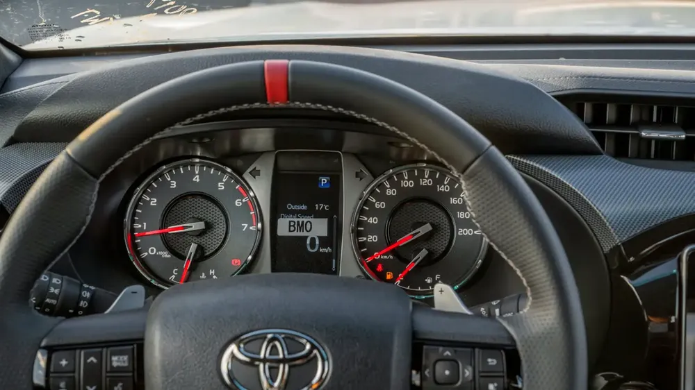 Toyota Hilux GRS 4.0L Pickup 2026 GCC Specs - Image 13