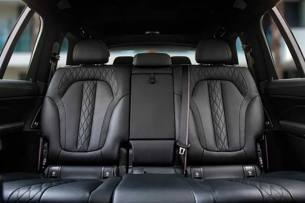 7,344 P.M |  X7 M60i | 0% Downpayment | BMW WARRANTY & SERVICE! - Image 12