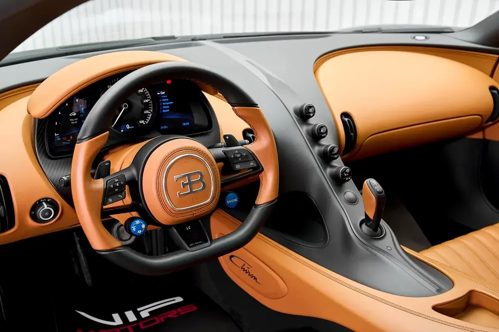 BUGATTI CHIRON, 2020, GCC SPECS, IMMACULATE CONDITION - Image 13