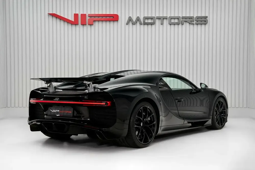 BUGATTI CHIRON, 2020, GCC SPECS, IMMACULATE CONDITION - Image 6