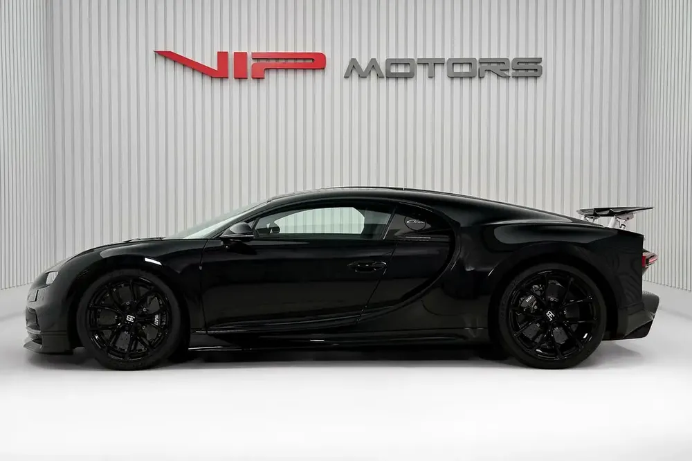 BUGATTI CHIRON, 2020, GCC SPECS, IMMACULATE CONDITION - Image 7