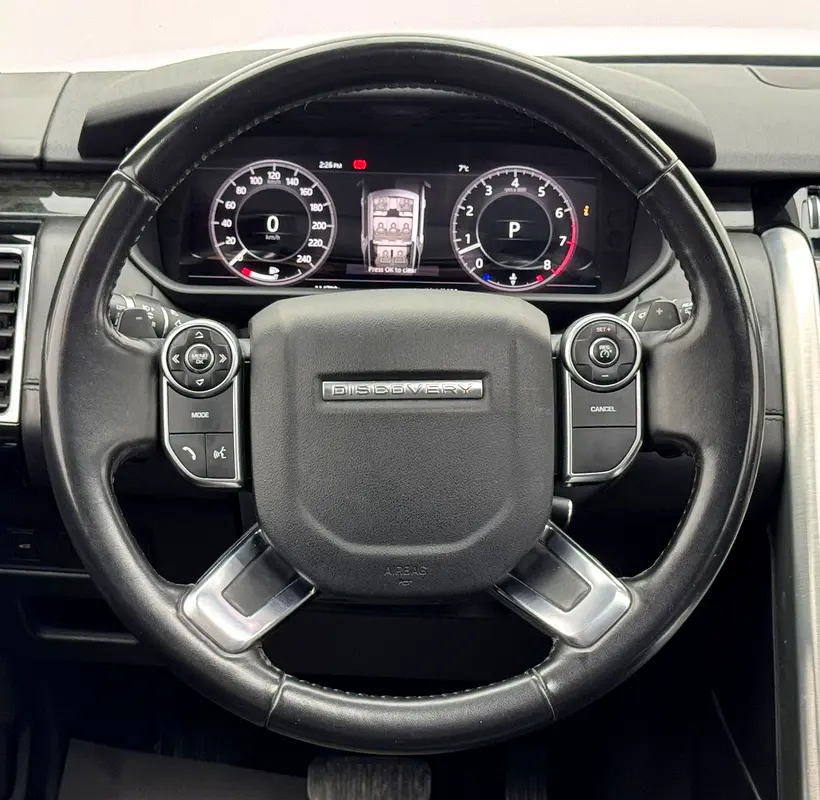 2018 Land Rover Discovery HSE Si6, Land Rover Service History, 1 Year Warranty, GCC - Image 9