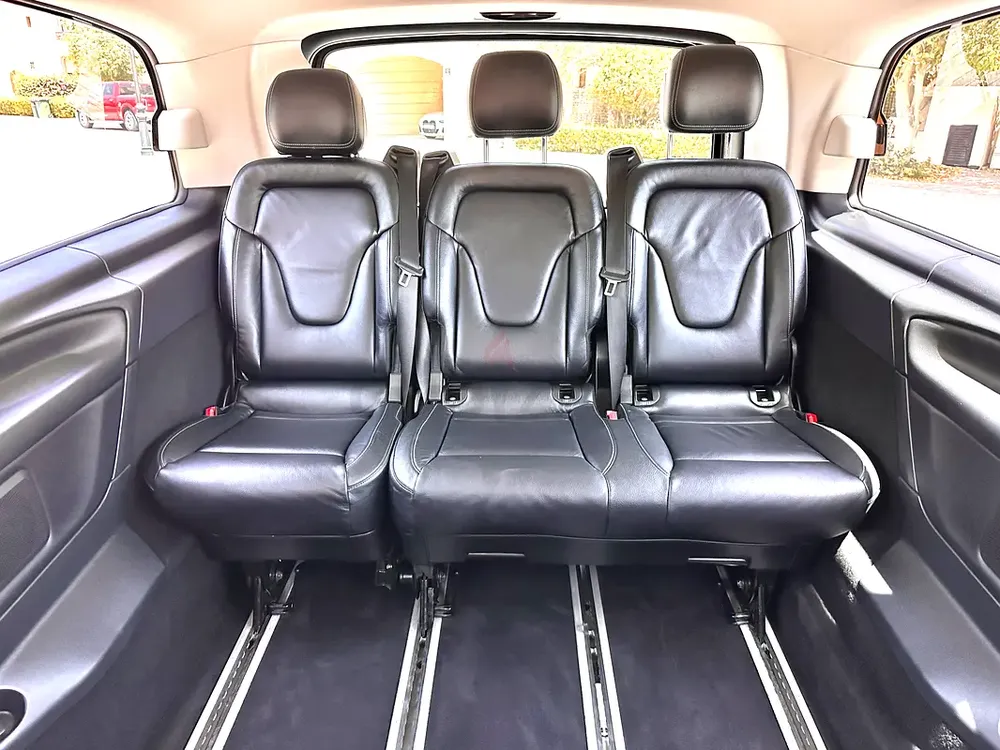 Gcc•V250L•78kkm•Original paint•free accident•360camera - Image 11