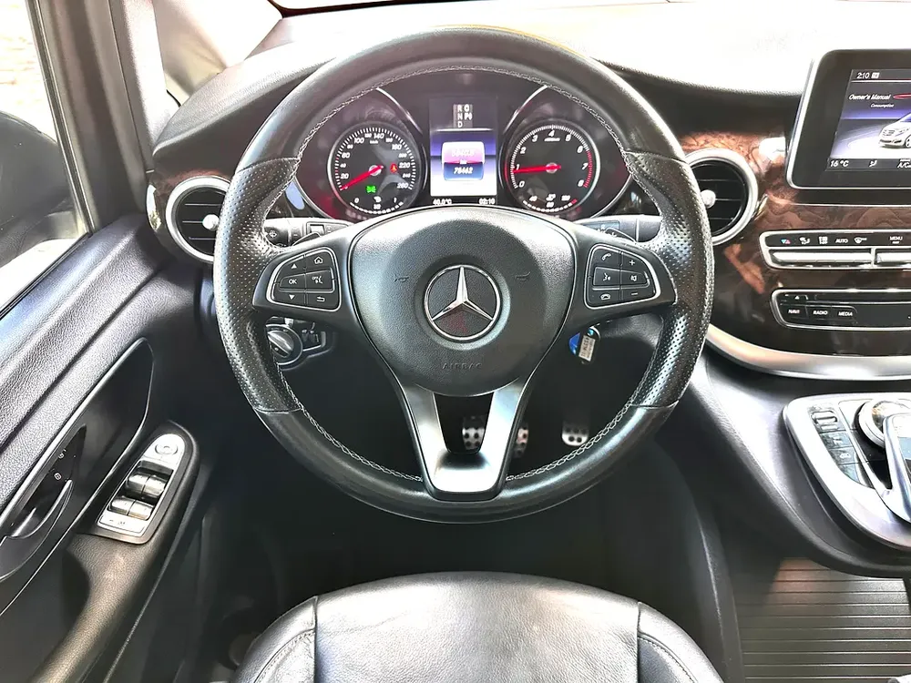 Gcc•V250L•78kkm•Original paint•free accident•360camera - Image 15
