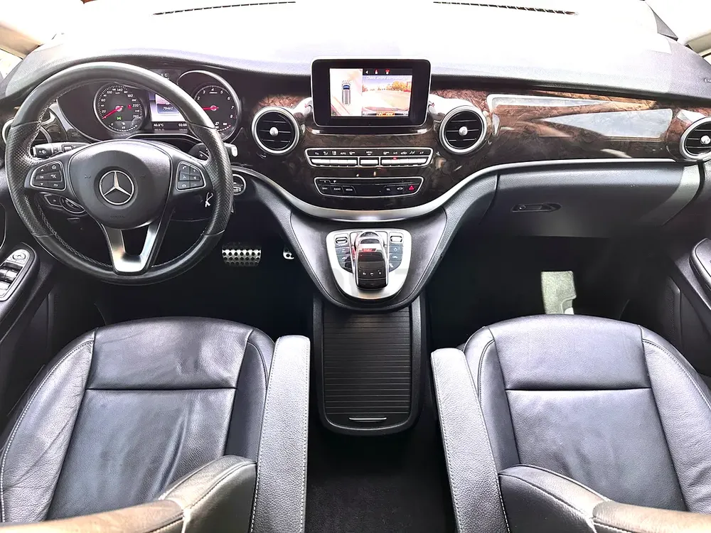 Gcc•V250L•78kkm•Original paint•free accident•360camera - Image 7