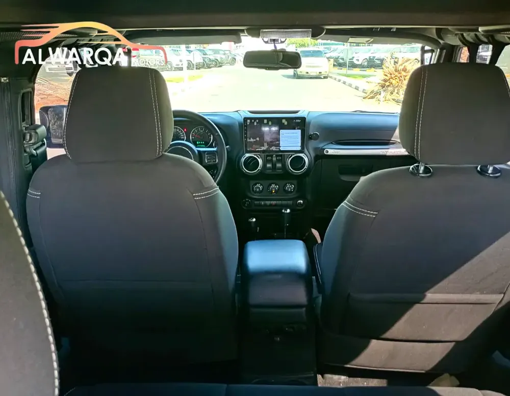 Jeep Wrangler Rubicon 2015 - Image 12