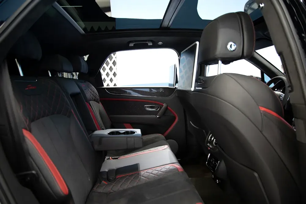 BENTAYGA SPEED W12 | CARBON INTERIOR | REAR ENTERTAINMENT | PANORAMIC ROOF | WARRANTY AVAILABLE - Image 12