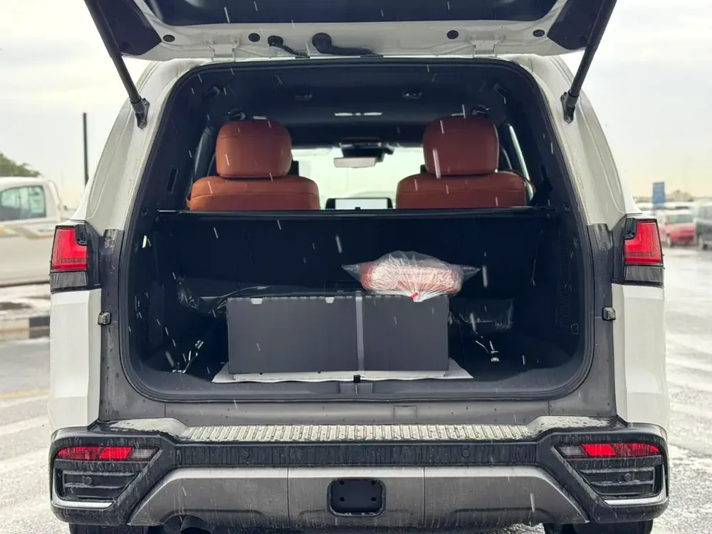 Lexus LX 600 VIP 2026 GCC Specs - Image 6