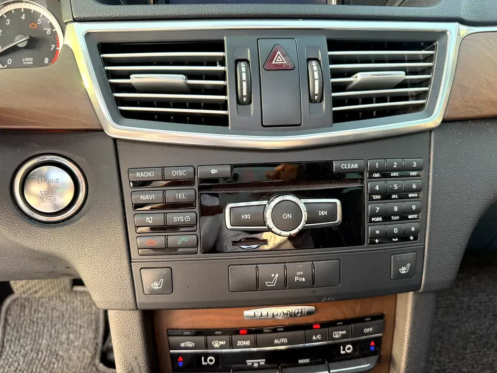 2013 Mercedes-Benz E-Class E 300 | Korean Specs | Excellent Condition - Image 14
