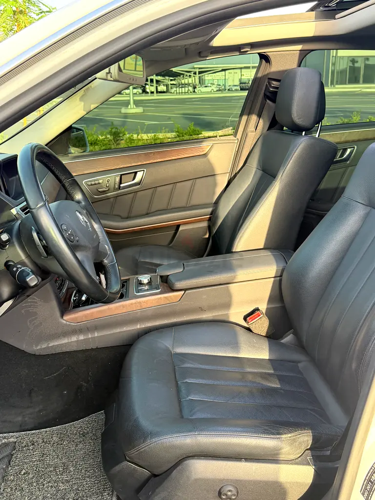 2013 Mercedes-Benz E-Class E 300 | Korean Specs | Excellent Condition - Image 8