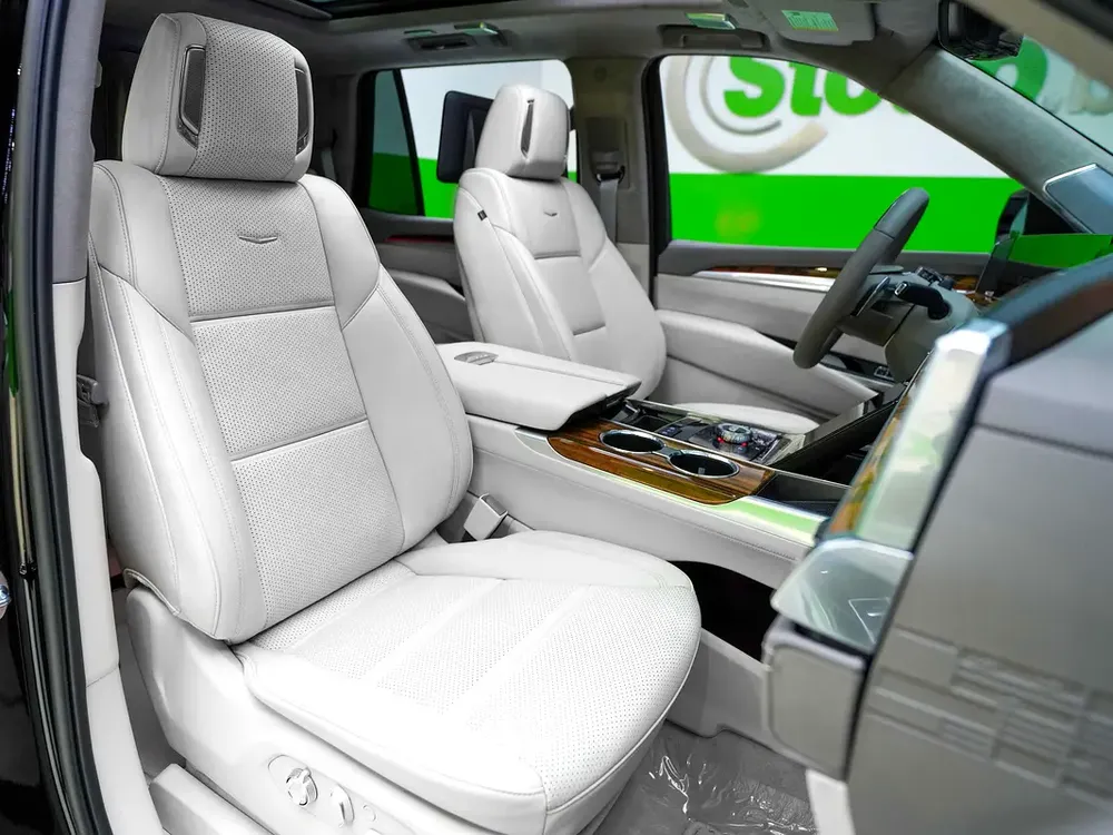 3 YEARS FREE SERVICE - WARRANTY, BRAND NEW SPORT PLATINUM ( THE HIGHEST SPEC ) ESCALADE - Image 15