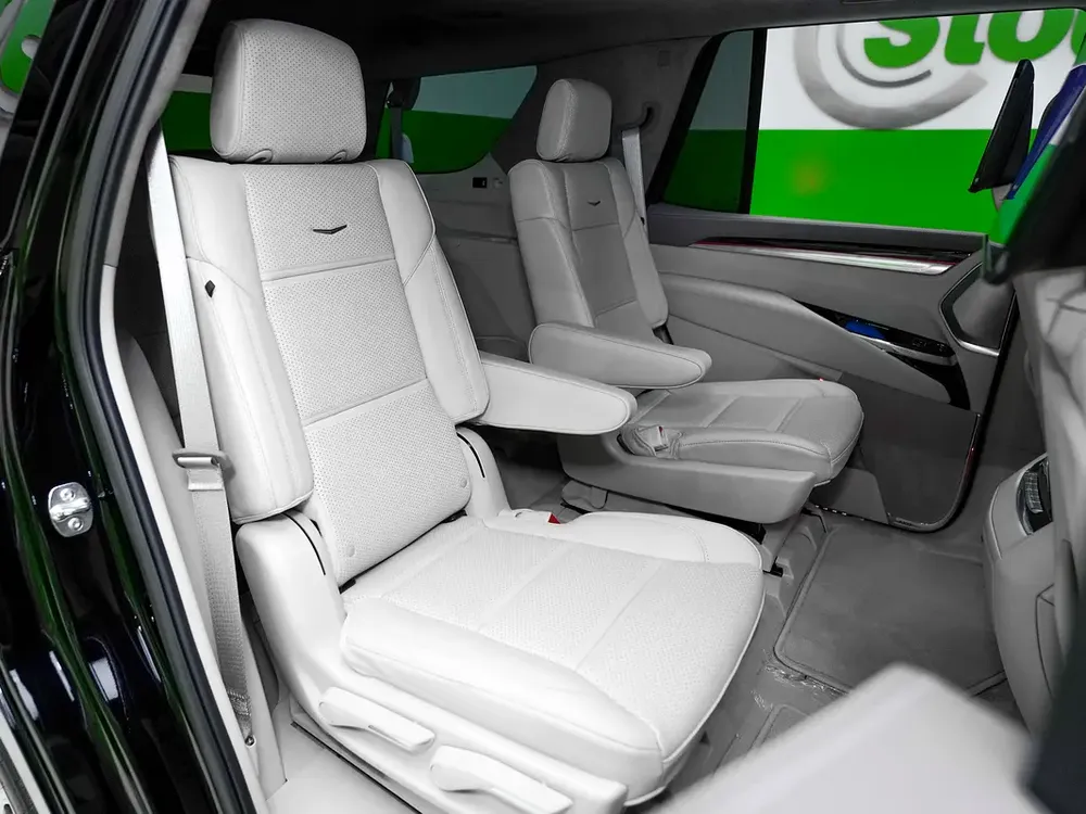 3 YEARS FREE SERVICE - WARRANTY, BRAND NEW SPORT PLATINUM ( THE HIGHEST SPEC ) ESCALADE - Image 17