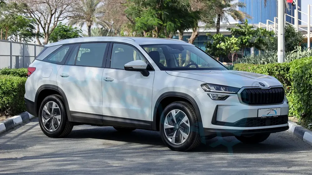 ( Only For Export ) 2025 Škoda Kodiaq Selection 1.4T FWD GCC BRAND NEW - Image 4