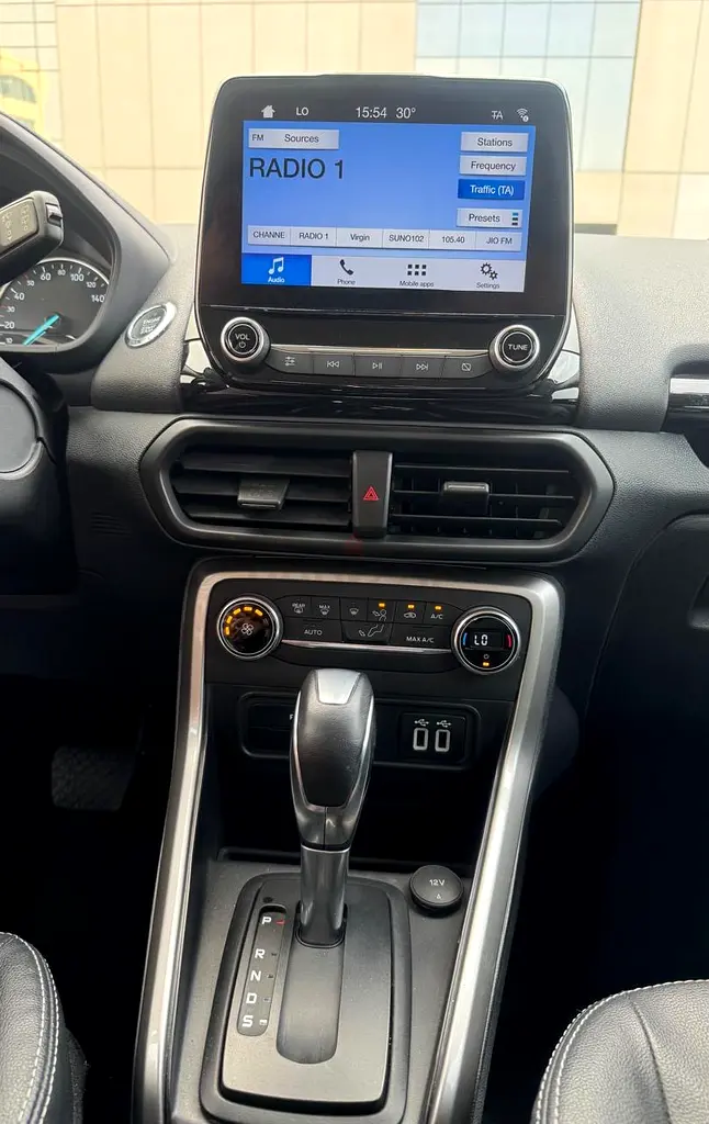 Ford EcoSport Titanium 2019, GCC Spec Full Ford allayer agency service history - Image 7