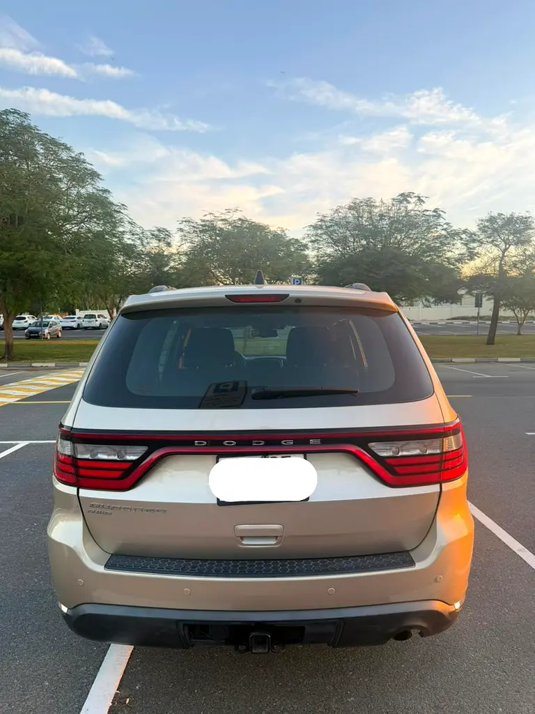 DODGE DURANGO 2014 / GCC / V6 / 8 SEATER / CLEAN CAR / FIRST OWNER- Well Maintained! - Image 9