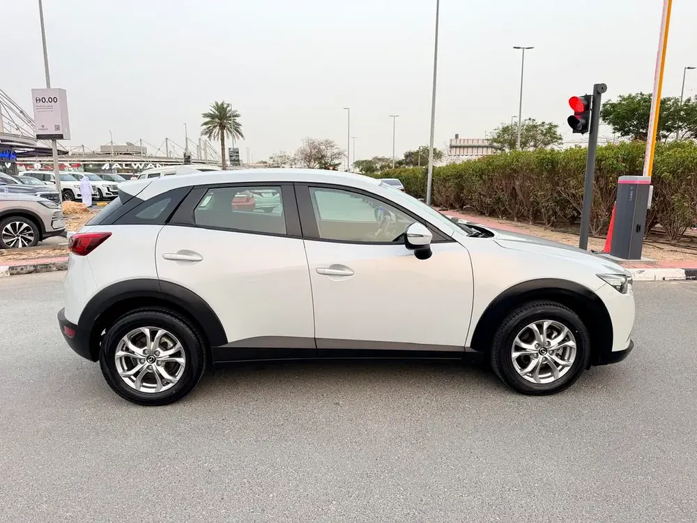 2017 Mazda CX-3 Comfort - GCC Specs - Perfect for City Driving - Image 5