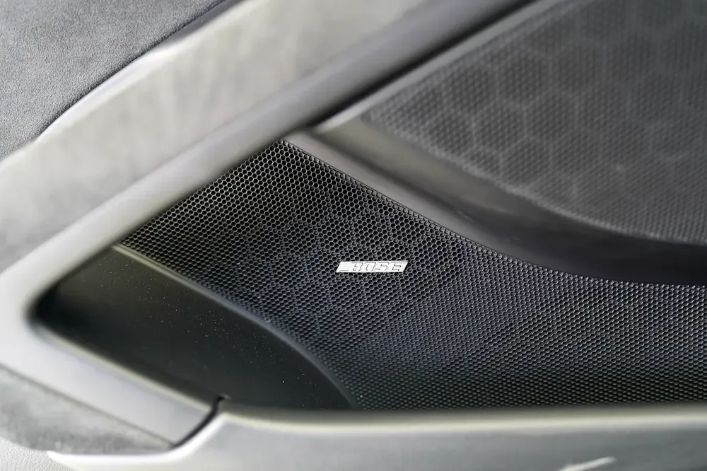 718 SPYDER | MANIAL | CRAYON GREY | DEALER WARRANTY SUG 2026 | ALCANTARA SEATS | BOSE AUDIO - Image 8
