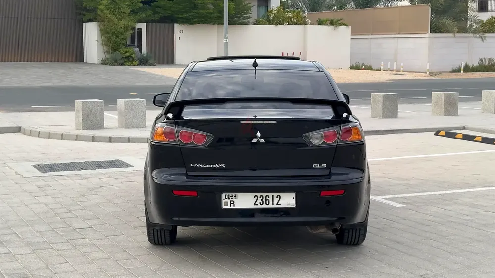 2017 Mitsubishi Lancer GLS FullOption GCC Specs - Image 4