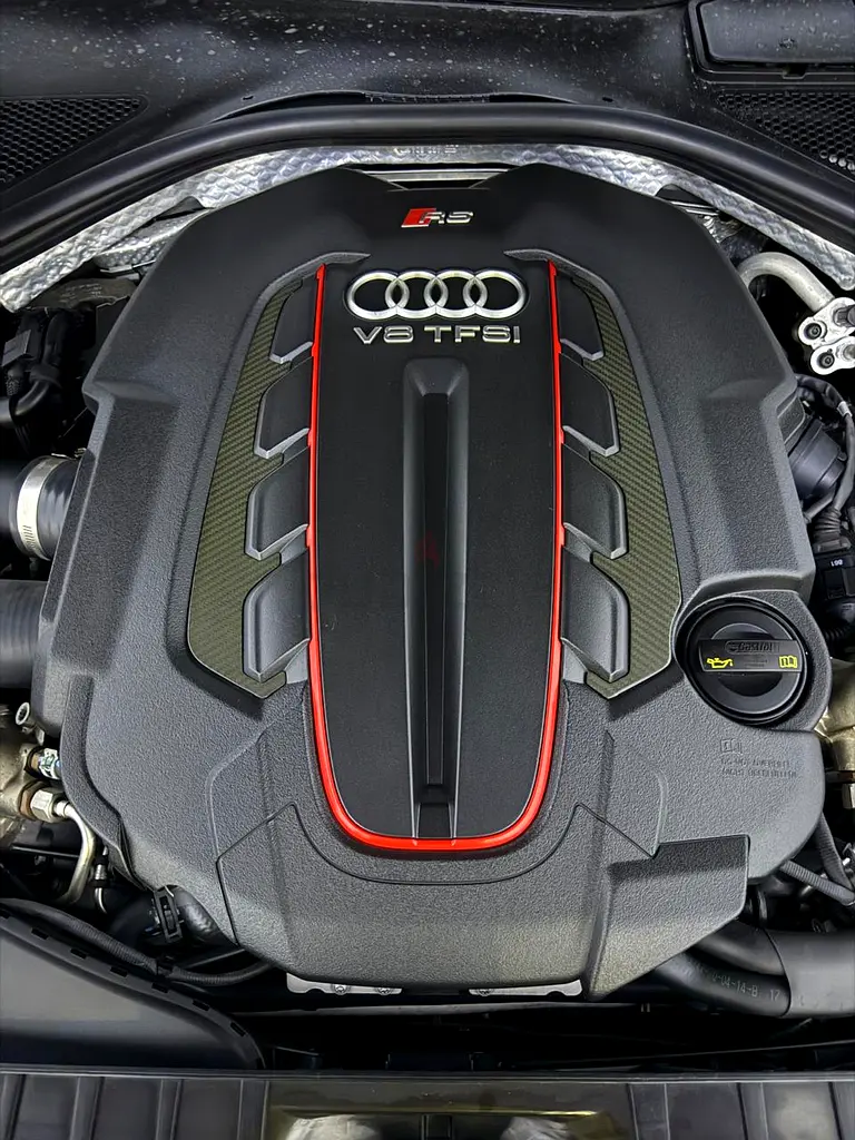 Audi RS6 Avant | 2015 | GCC Specs | One Owner - Image 8