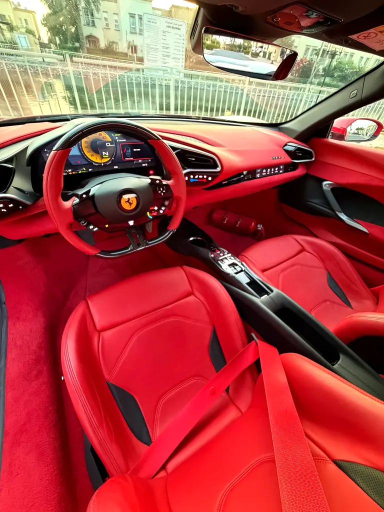 Gcc Specs, Warranty and Service, 10000 Km - Image 4
