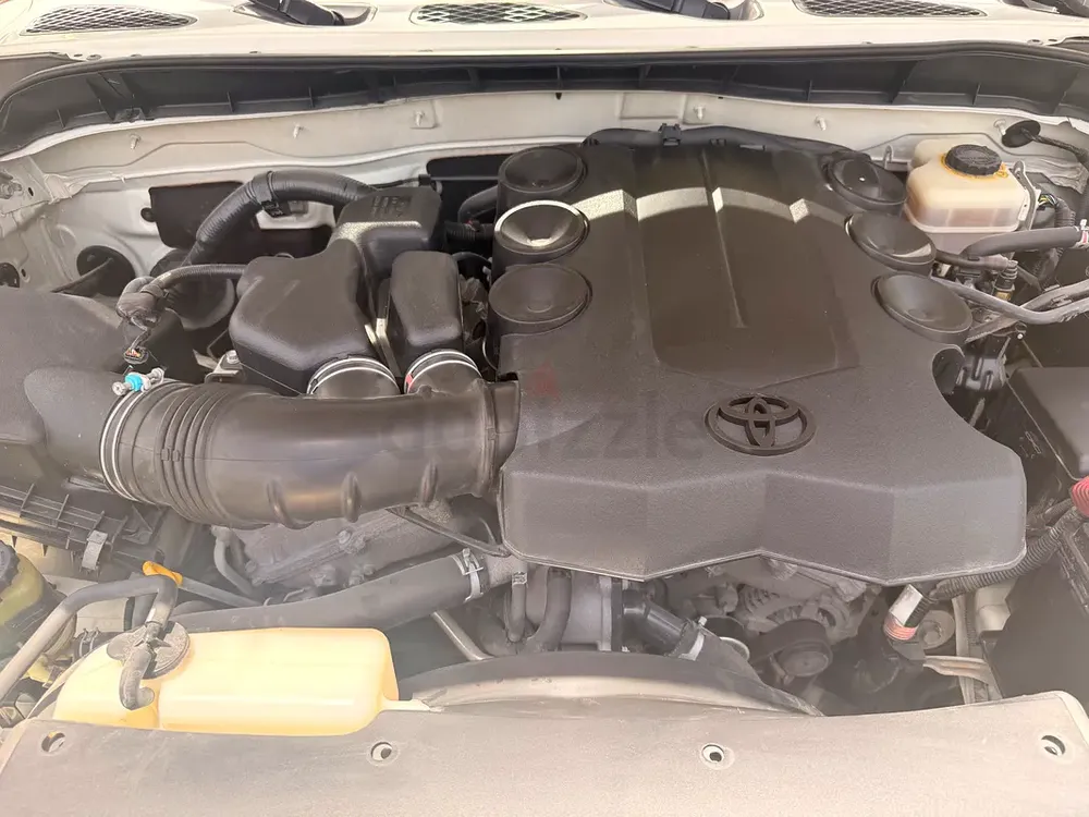 Toyota FJ Cruiser GXR 2015 GCC Specs - Excellent Condition - Image 14