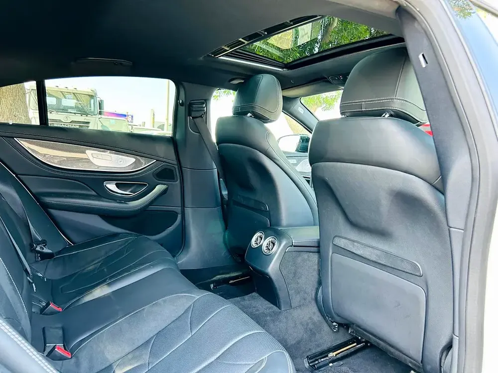 BENZ CLS53 AMG - 2019 - FULL OPTION - CLEAN CAR FRESH JAPAN IMPORT - Image 18