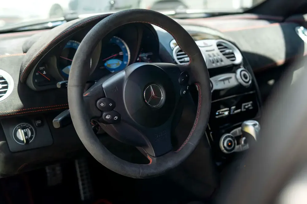 Mercedes Benz SLR McLaren 2007 GCC - Image 16