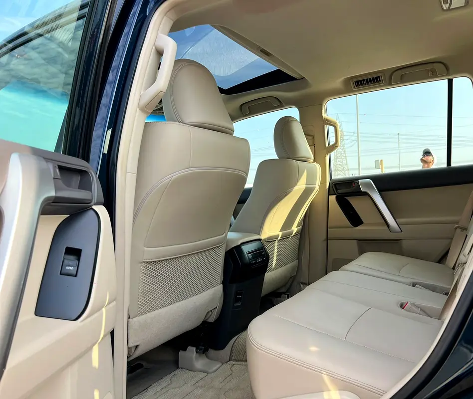 2022 Toyota Prado TXL Full Option 4.0L V6 - AWD 4x4 GCC- Electric Seat - Rear CAM & Sensors - Co - Image 14