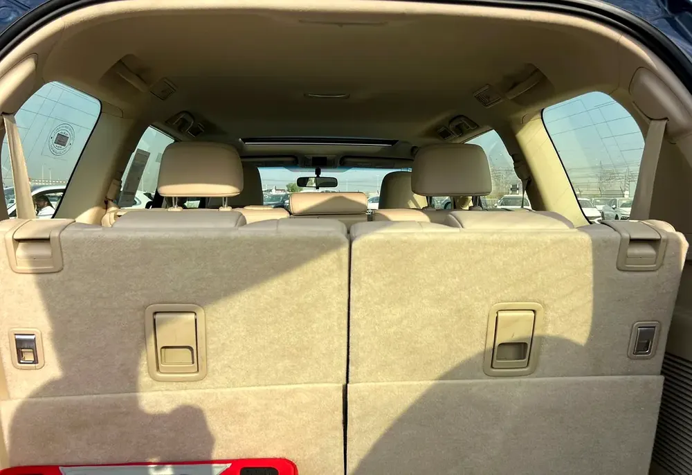 2022 Toyota Prado TXL Full Option 4.0L V6 - AWD 4x4 GCC- Electric Seat - Rear CAM & Sensors - Co - Image 19