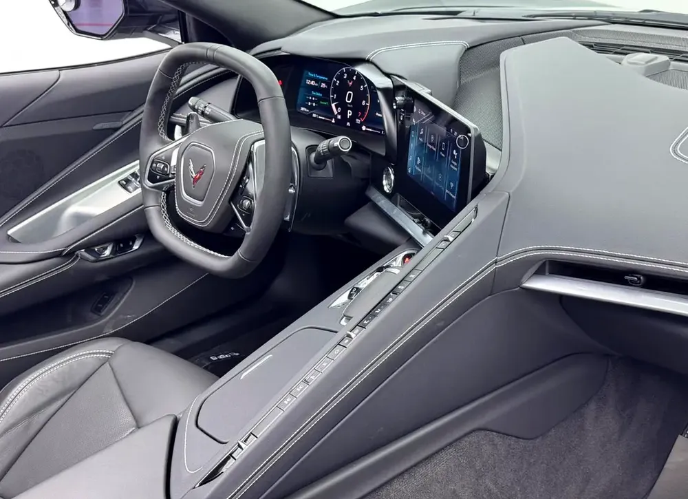 2025 Chevrolet Corvette 1LT Stingray, Warranty, Low Km, Fully Loaded, Excellent Condition, Canadian - Image 8