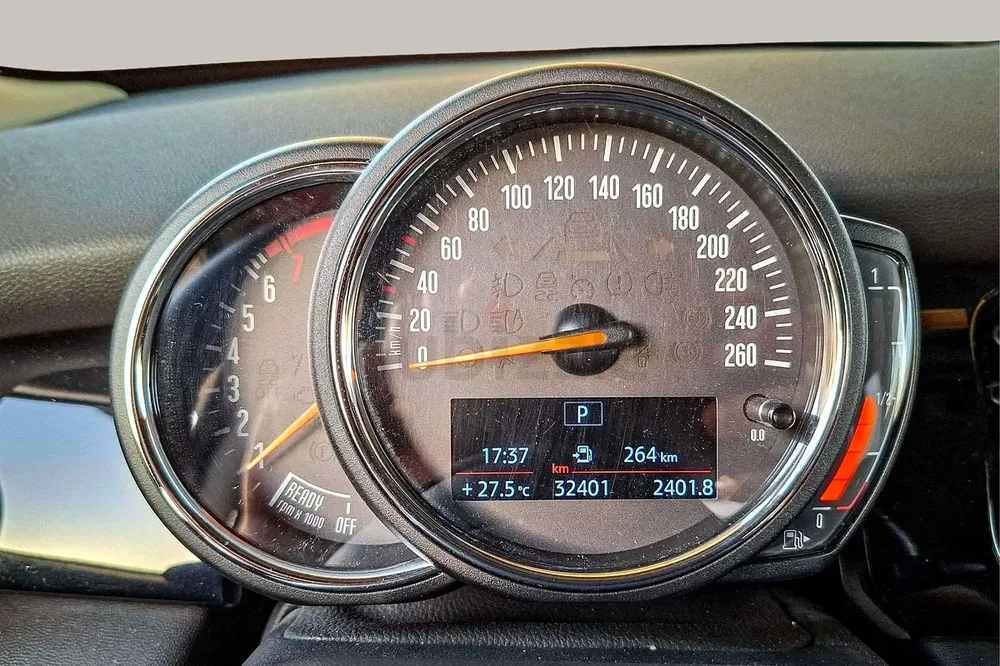 AED 1383/month | 2024 MINI Cooper  | GCC Specs | Ref#425735 - Image 15